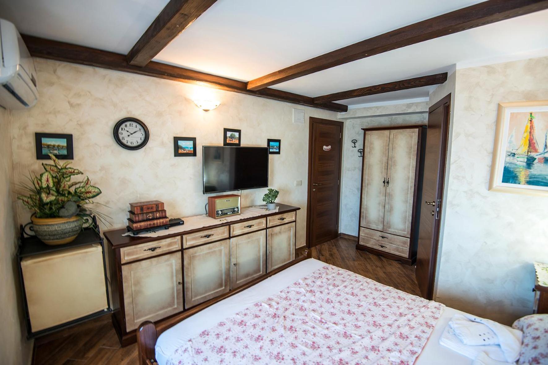 Apartment & External Bedroom Diana Baška Екстериор снимка